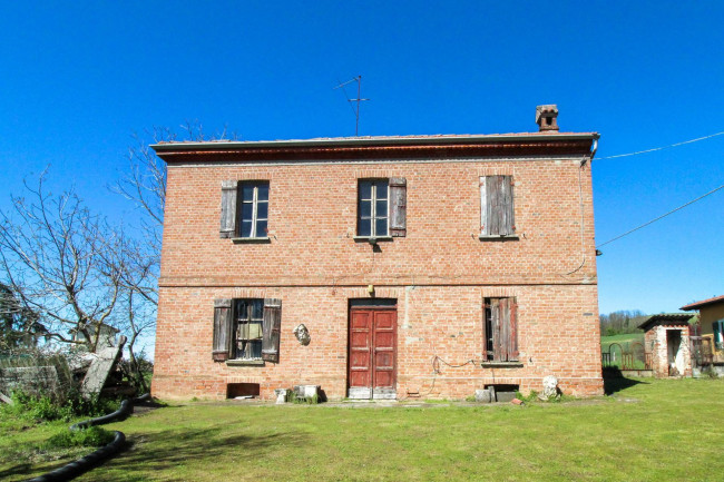 Casa singola in vendita a Tortona