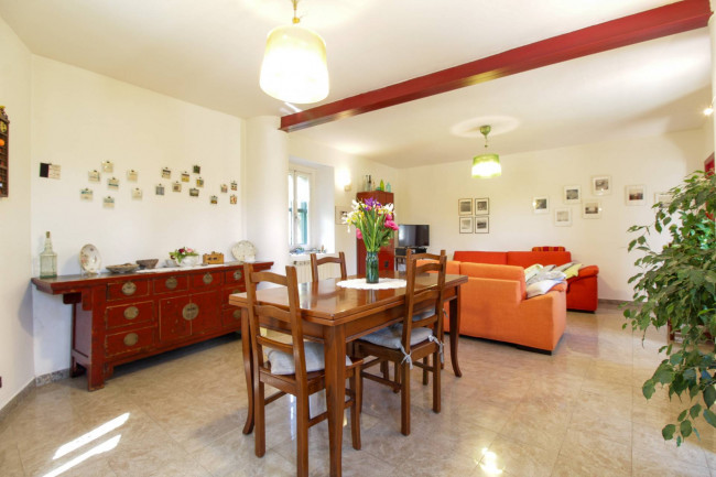 Casa singola in vendita a Momperone