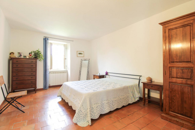 Casa singola in vendita a Momperone