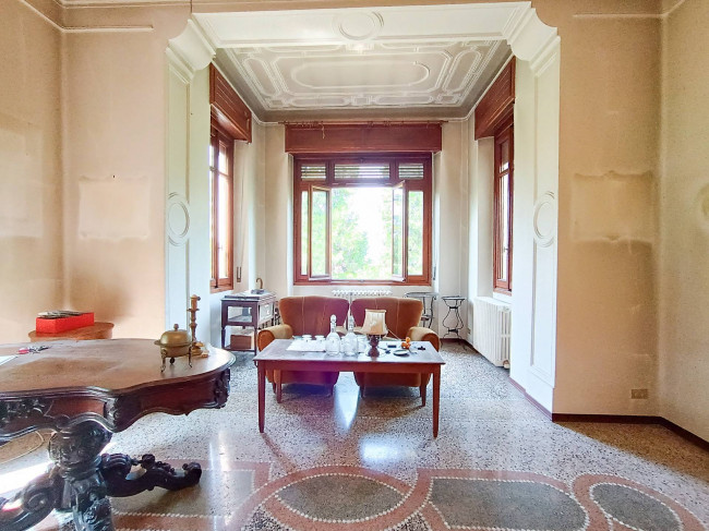 Villa in vendita a Tortona