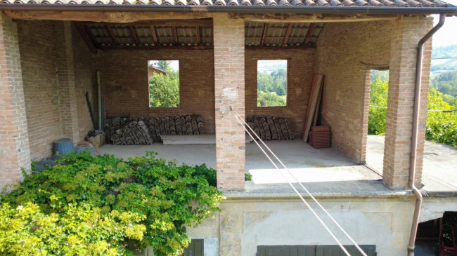 Casa singola in vendita a Momperone