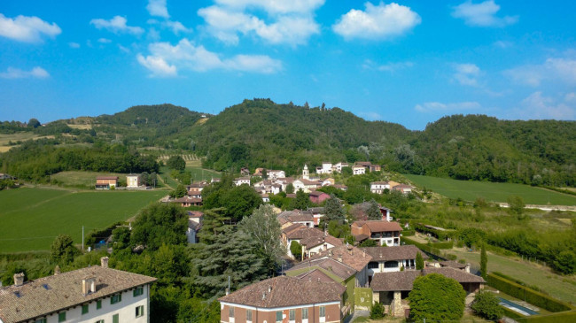 Casa singola in vendita a Momperone