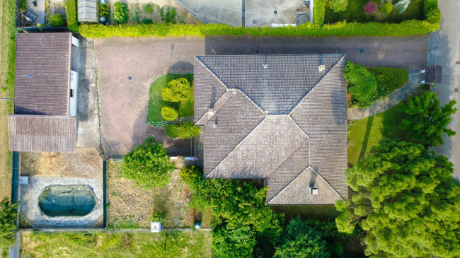 Villa in vendita a Tortona
