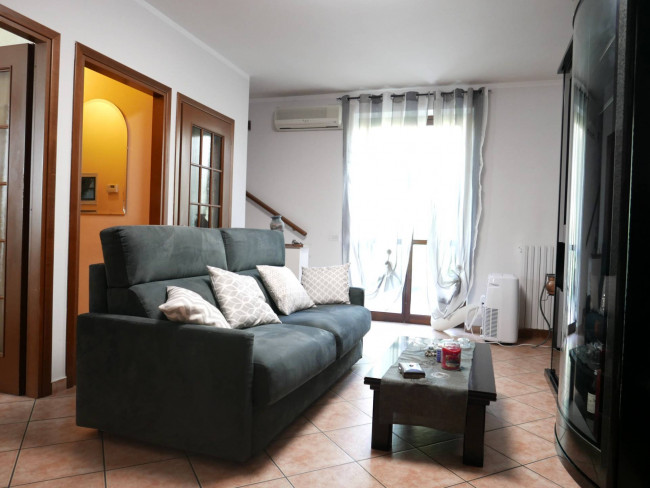 Villetta a schiera in vendita a Sarezzano