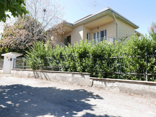 Villetta bifamiliare in vendita a Tortona