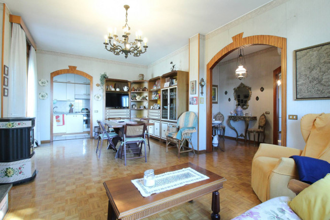 Villa in vendita a Carbonara Scrivia
