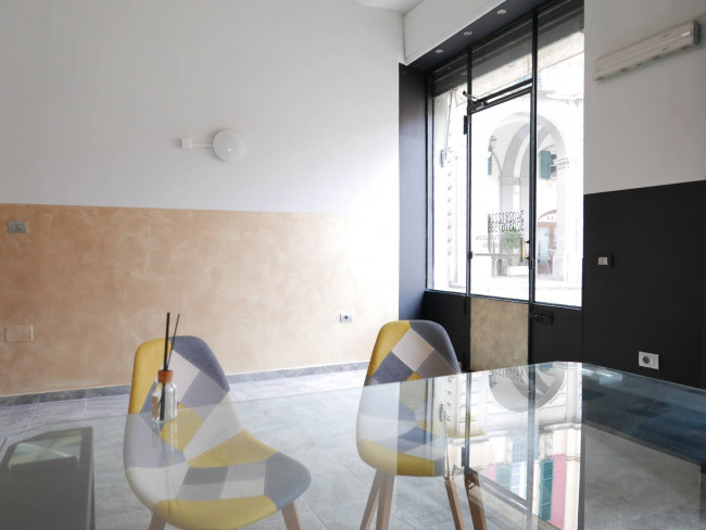 Locale commerciale in affitto a Tortona