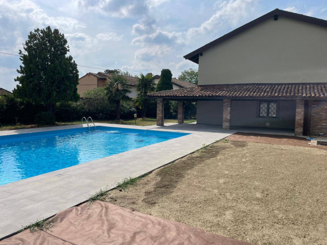 Villa in vendita a Alessandria