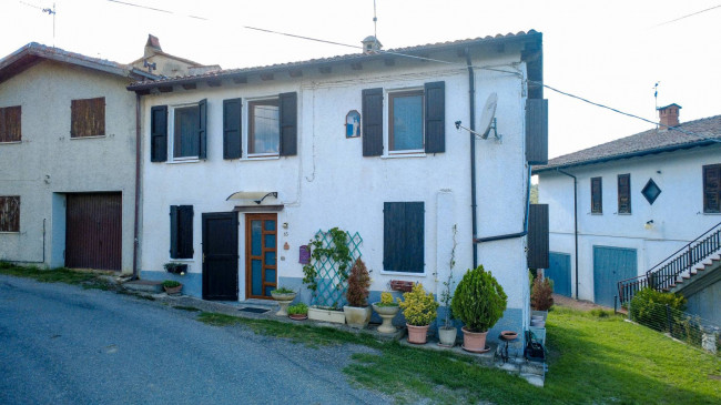 Casa singola in vendita a Avolasca