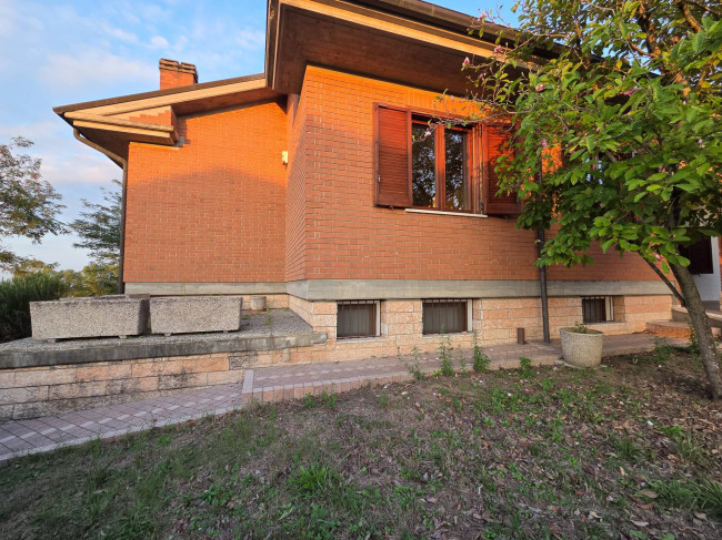 Villa in vendita a Tortona