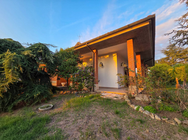 Villa in vendita a Tortona