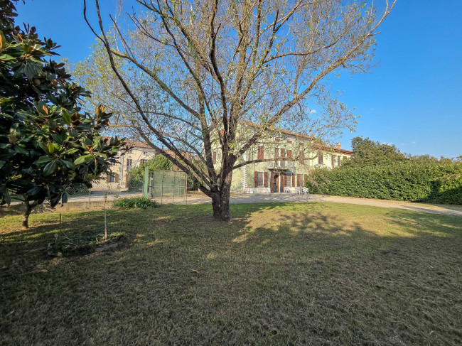 Casa singola in vendita a Sale