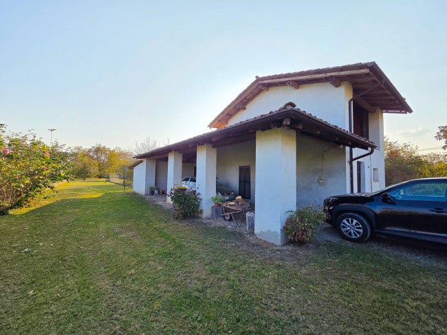 Casa singola in vendita a Sale