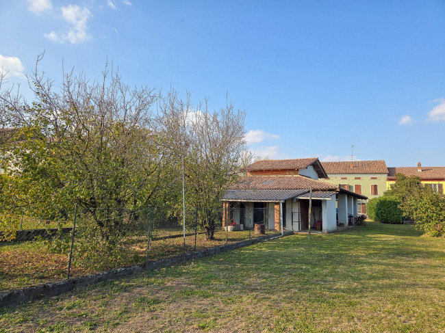 Casa singola in vendita a Sale