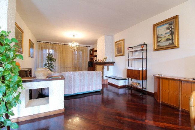 Casa singola in vendita a Sale