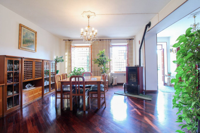 Casa singola in vendita a Sale