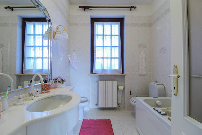 Villa in vendita a Carbonara Scrivia