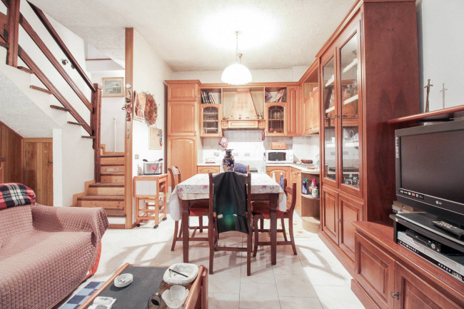 Casa singola in vendita a Sarezzano