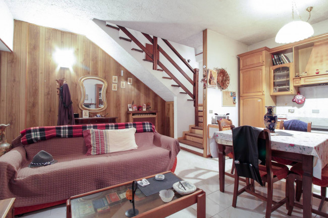 Casa singola in vendita a Sarezzano