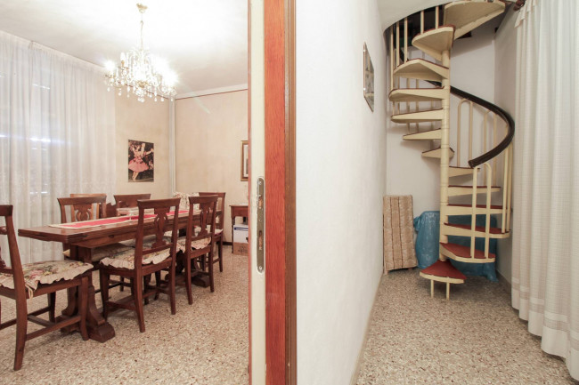 Casa singola in vendita a Sarezzano