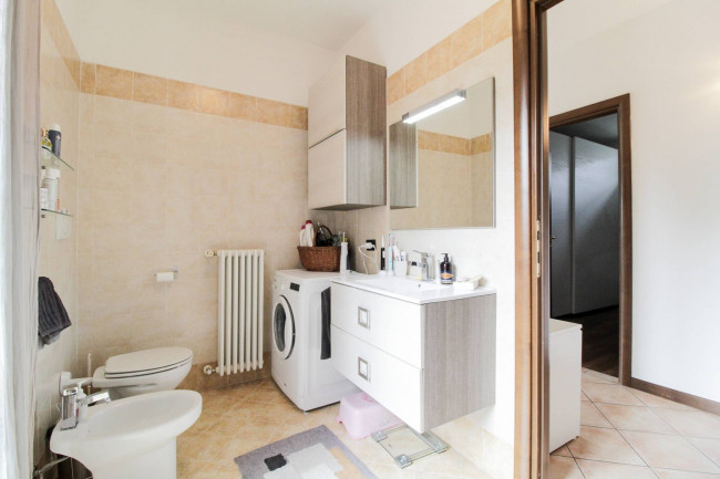 Appartamento in vendita a Villaromagnano
