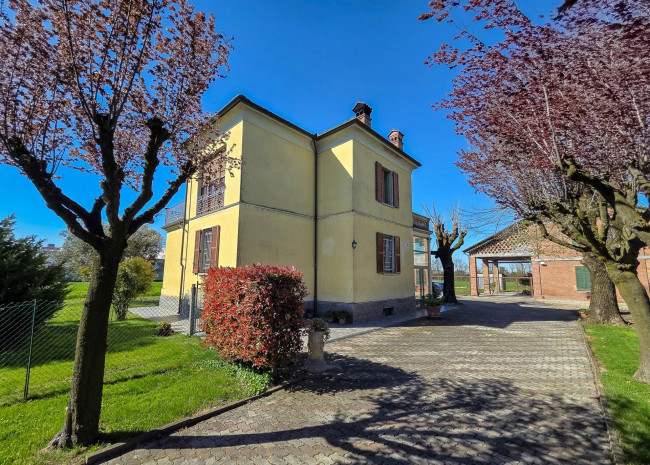 Casa singola in vendita a Tortona