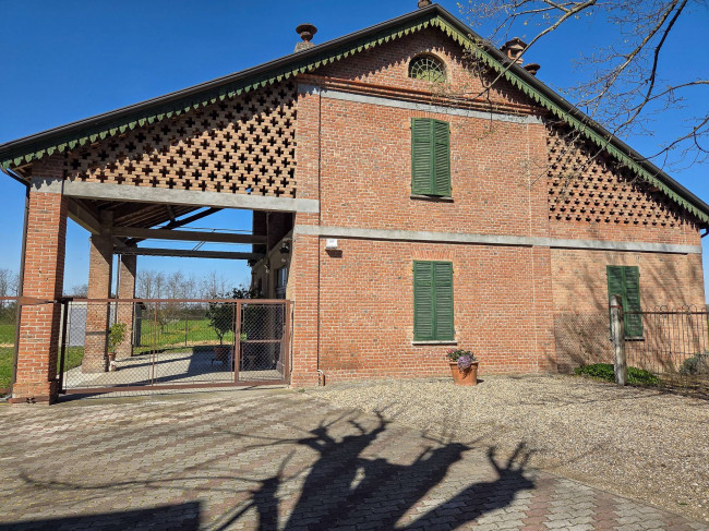 Casa singola in vendita a Tortona