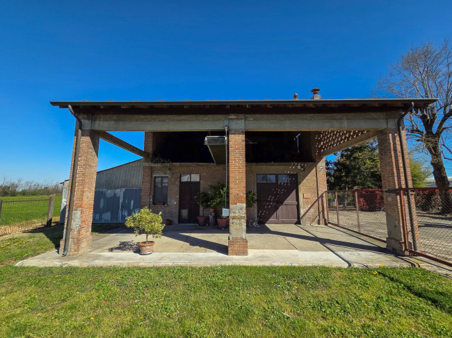 Casa singola in vendita a Tortona