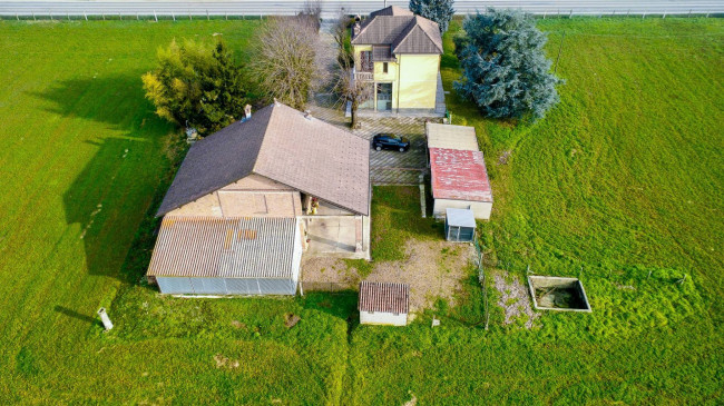 Casa singola in vendita a Tortona