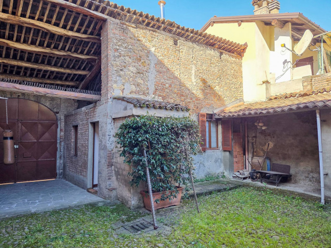 Casa singola in vendita a Tortona