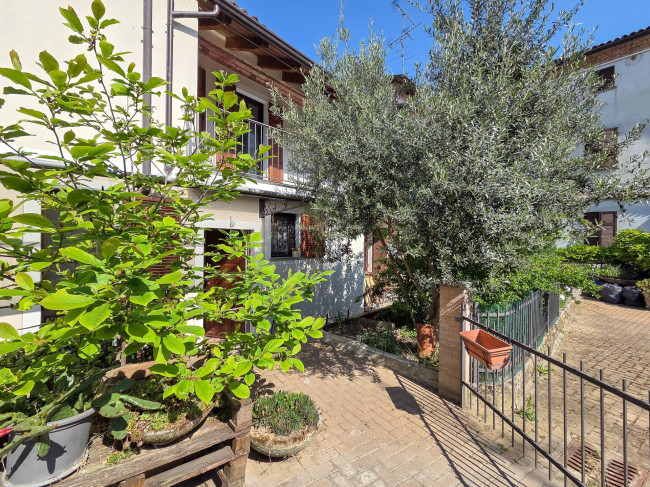 Casa singola in vendita a Tortona