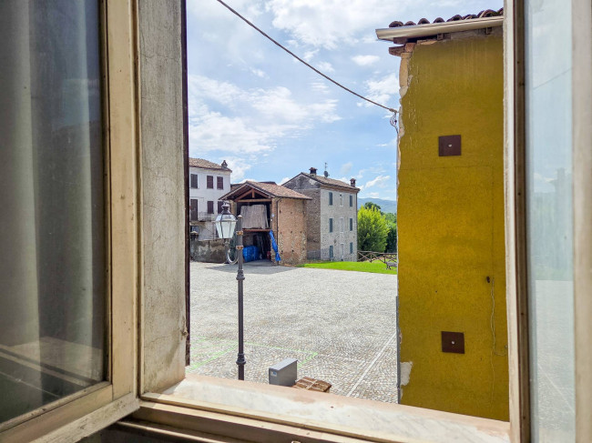Casa singola in vendita a Carezzano