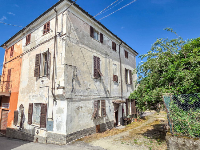 Casa singola in vendita a Carezzano