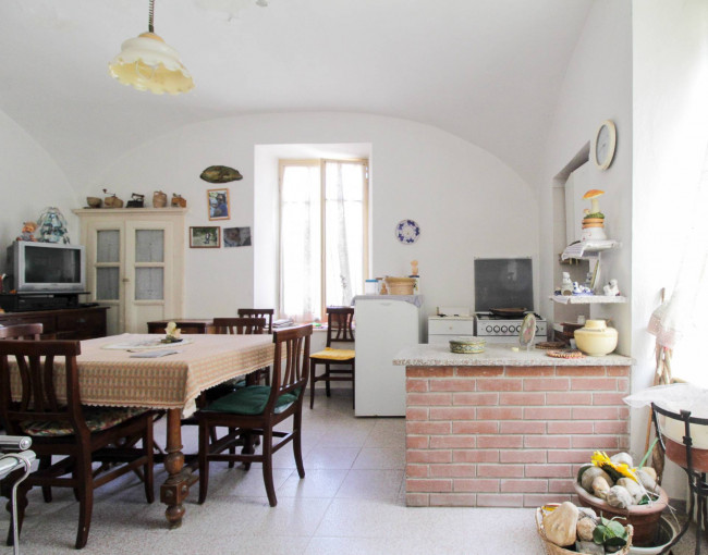 Casa singola in vendita a Carezzano