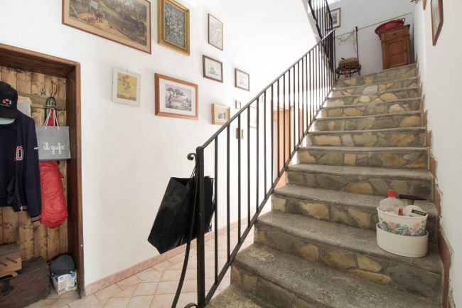 Casa singola in vendita a Carezzano
