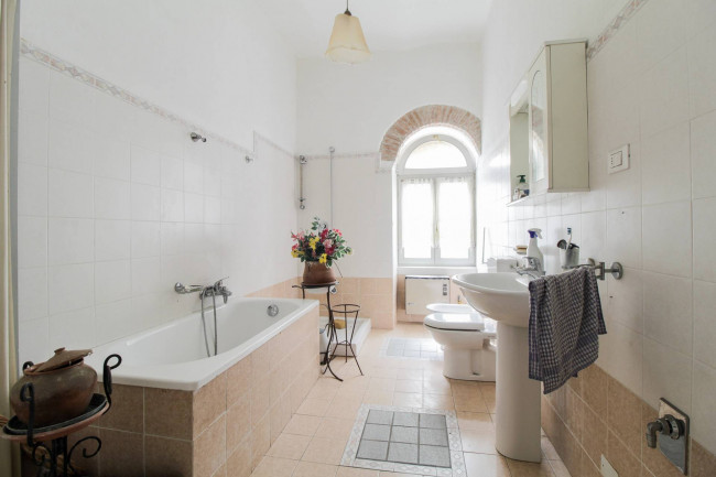 Casa singola in vendita a Carezzano