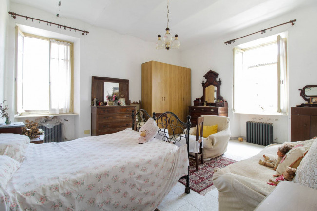 Casa singola in vendita a Carezzano