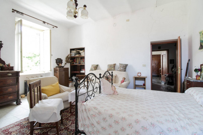 Casa singola in vendita a Carezzano