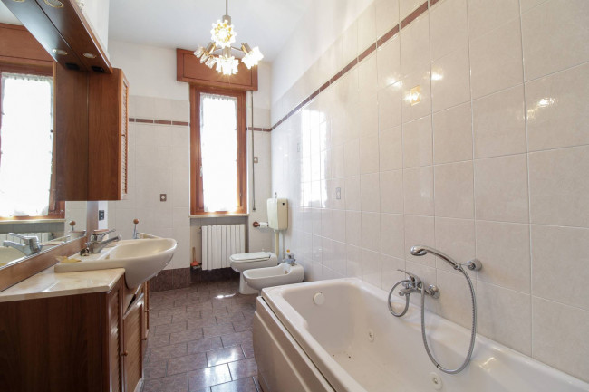 Appartamento in vendita a Villalvernia