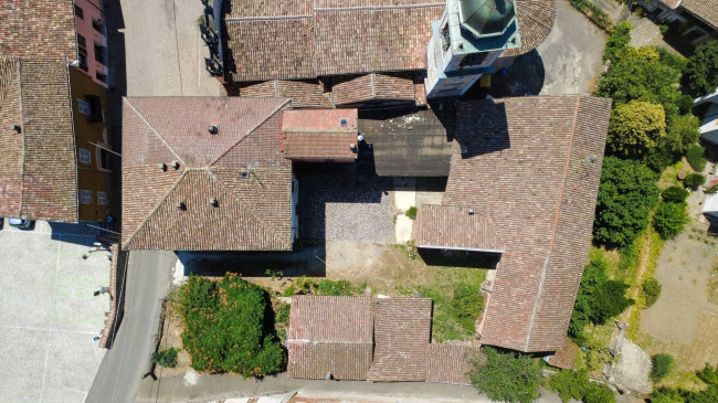 Casa singola in vendita a Carezzano