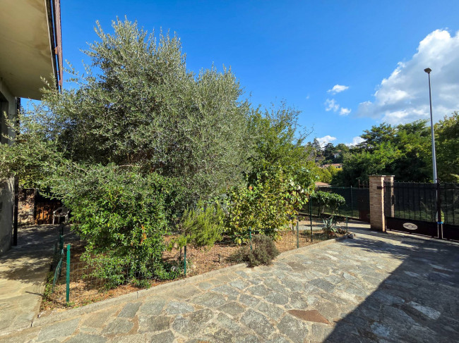 Casa singola in vendita a Villalvernia