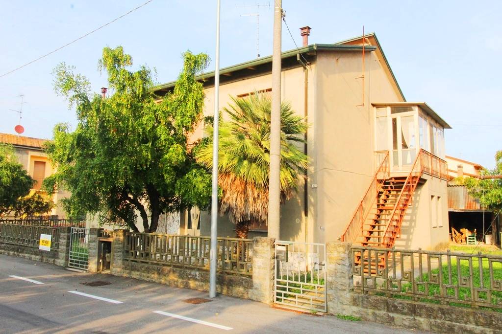 Casa indipendente in vendita a Longastrino, Argenta (FE)