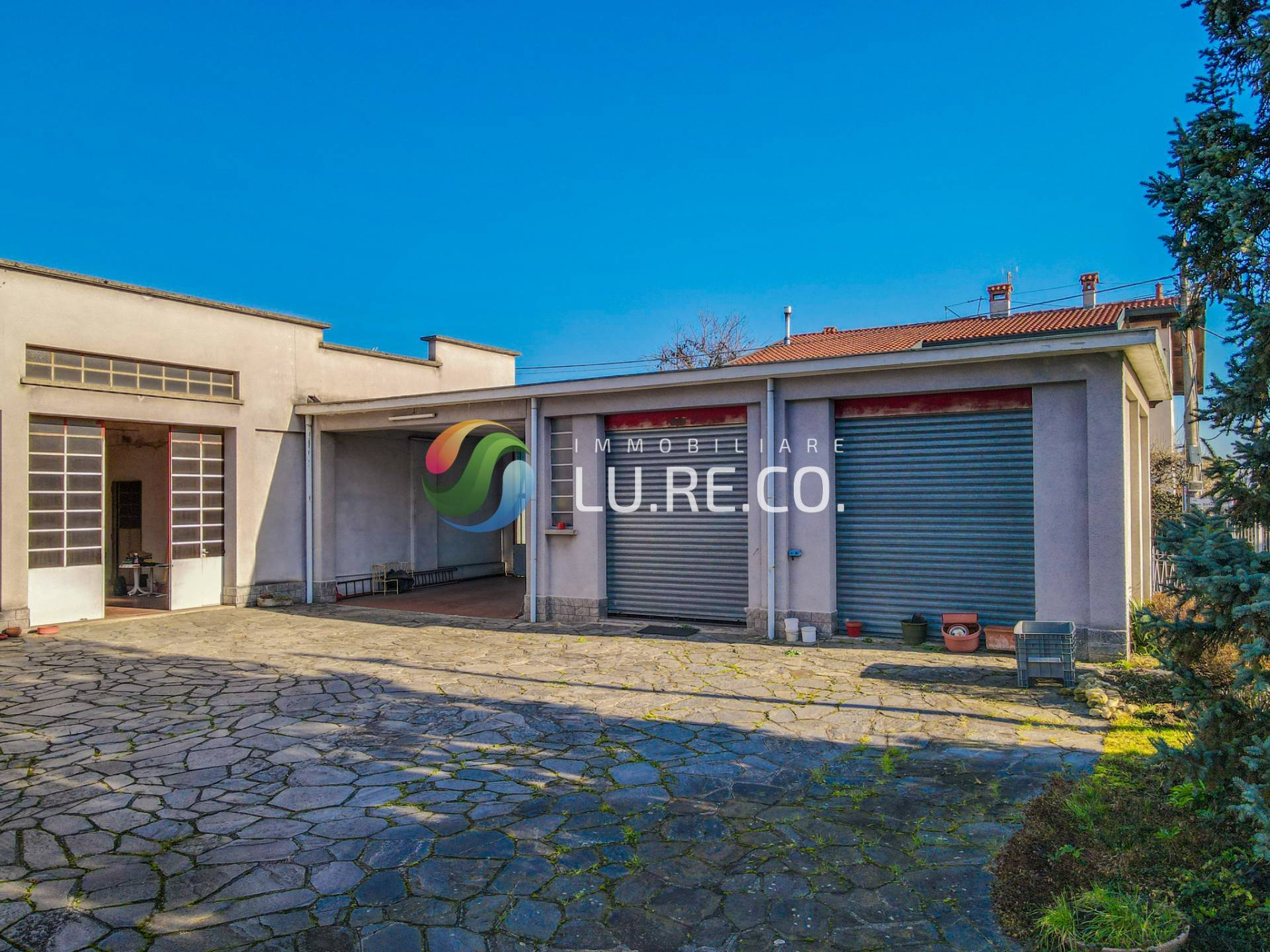 Palazzo in vendita a Arosio (CO)