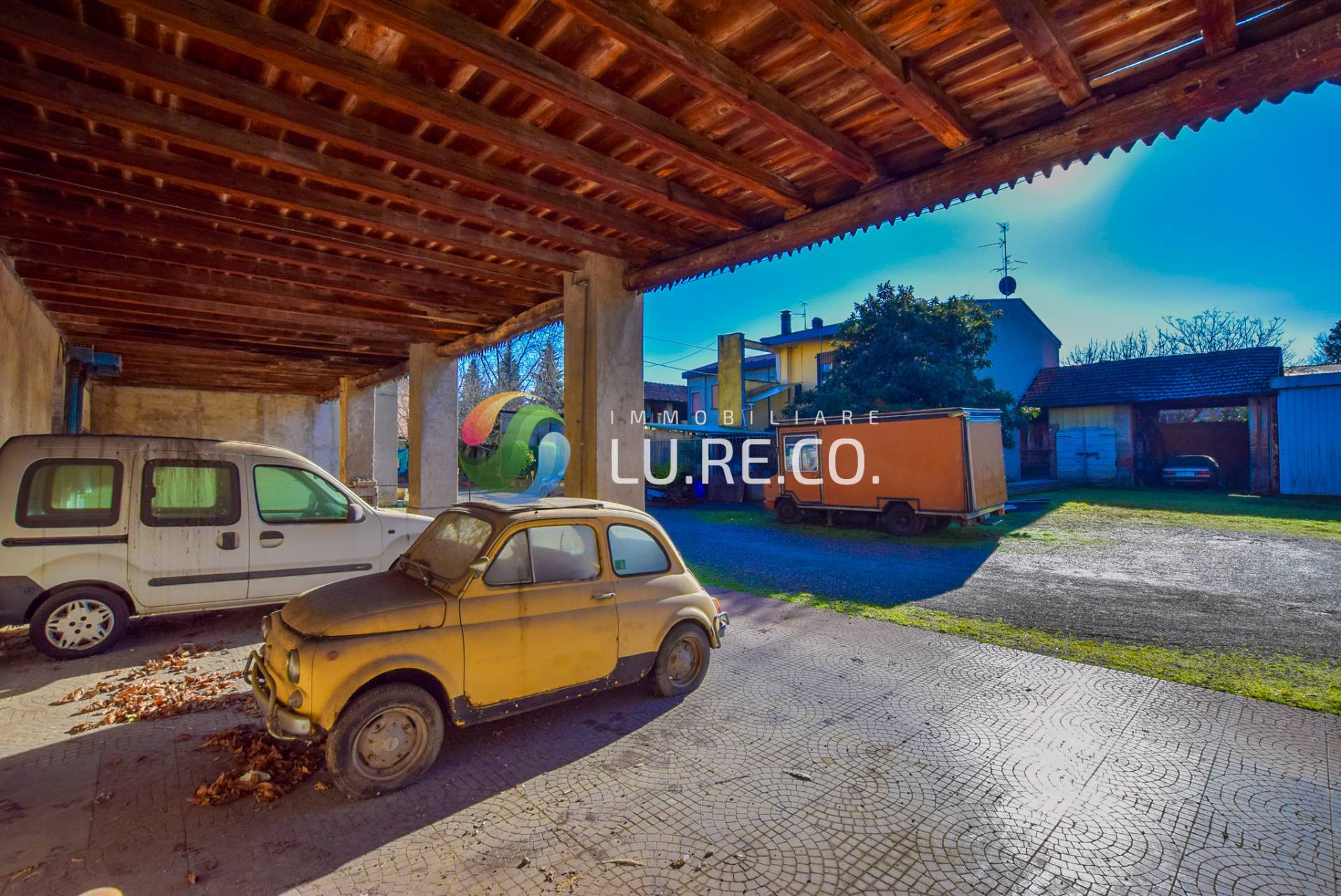 Rustico in vendita a Sovico (MB)