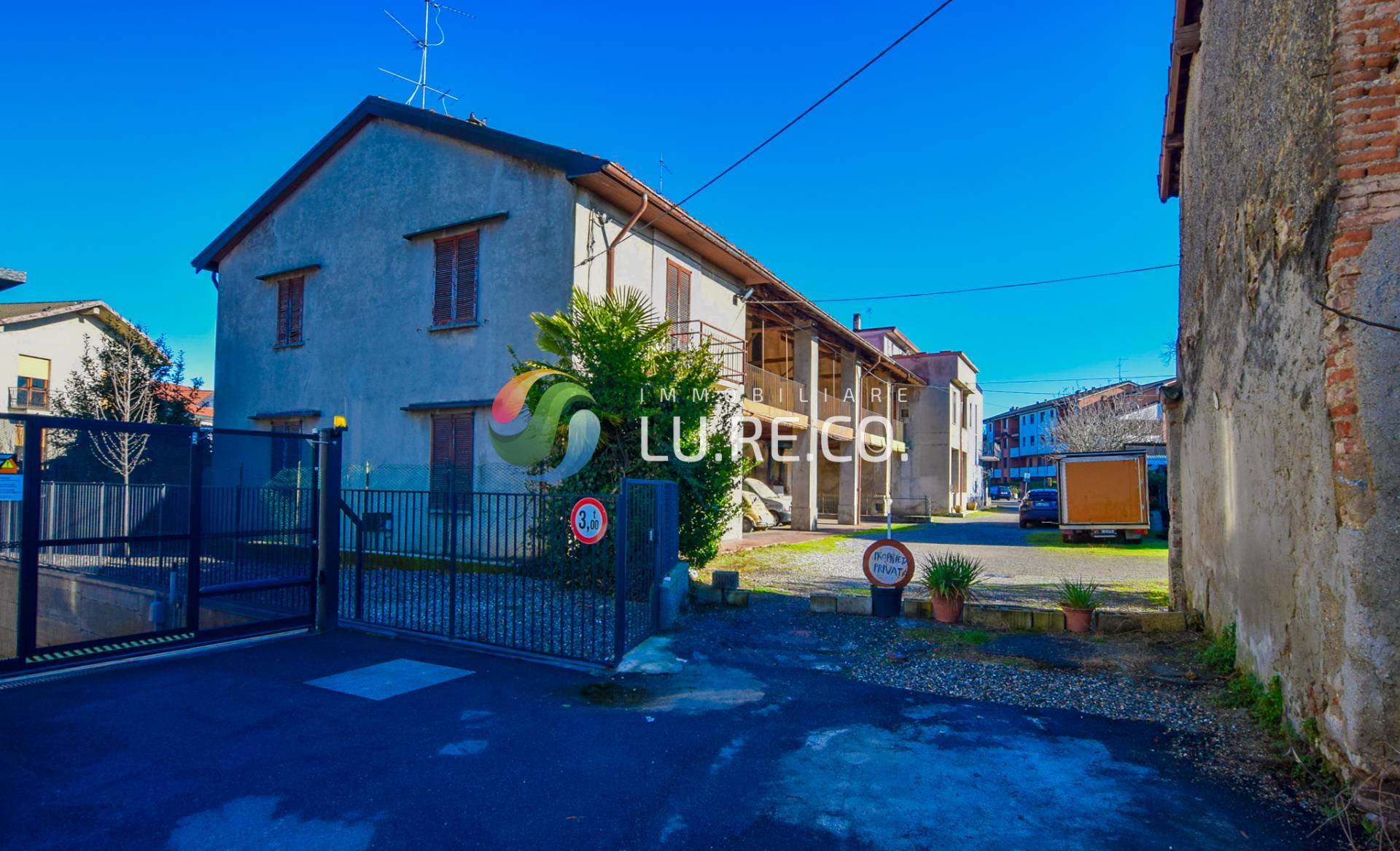 Rustico in vendita a Sovico (MB)
