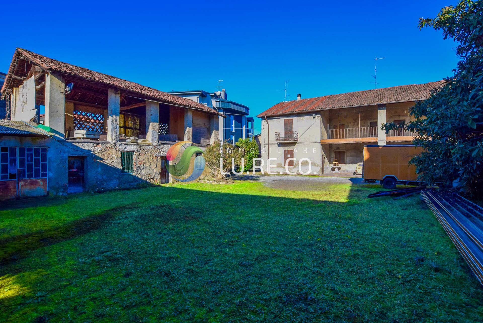 Rustico in vendita a Sovico (MB)