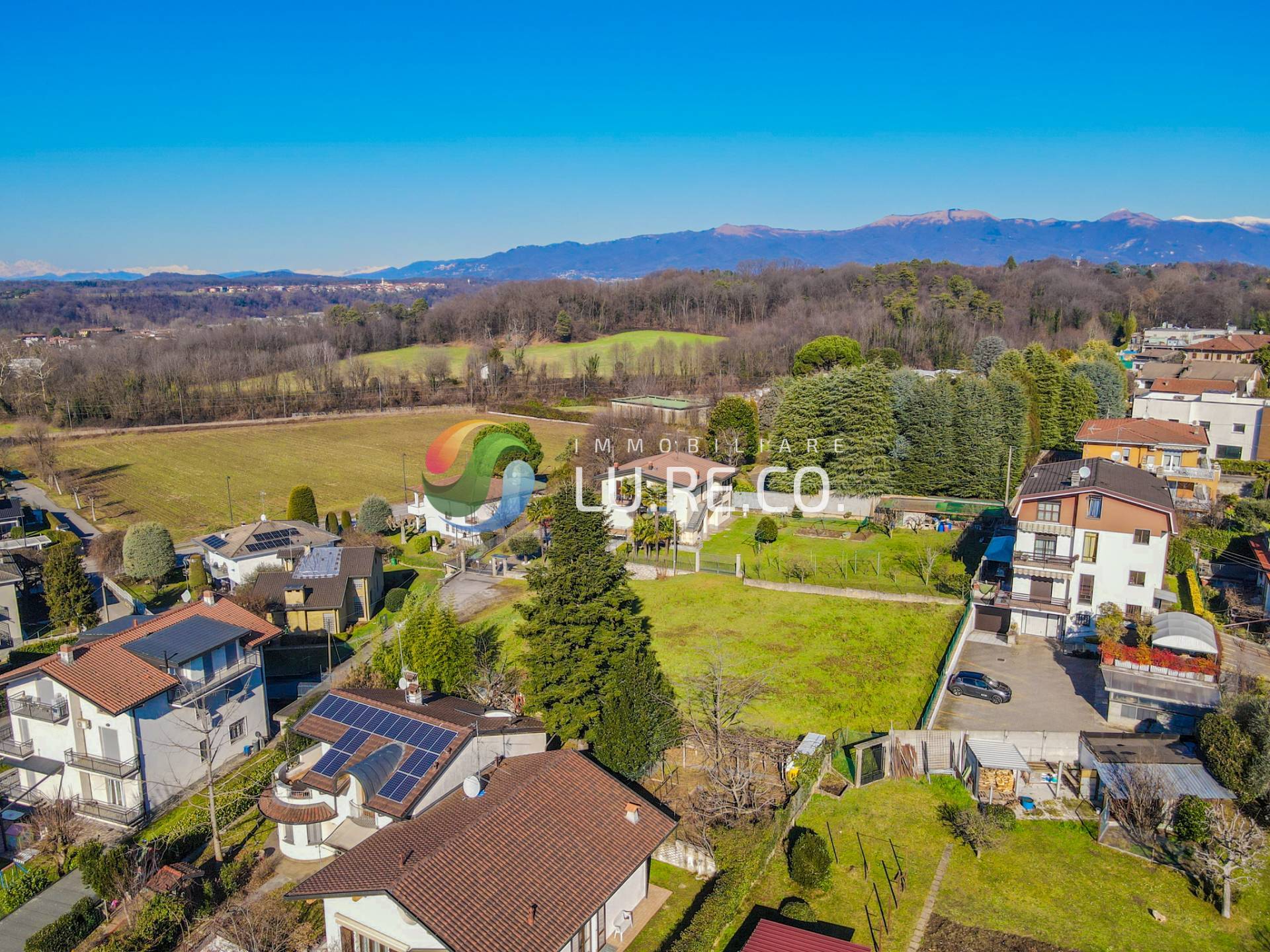 Villa in vendita a Inverigo (CO)