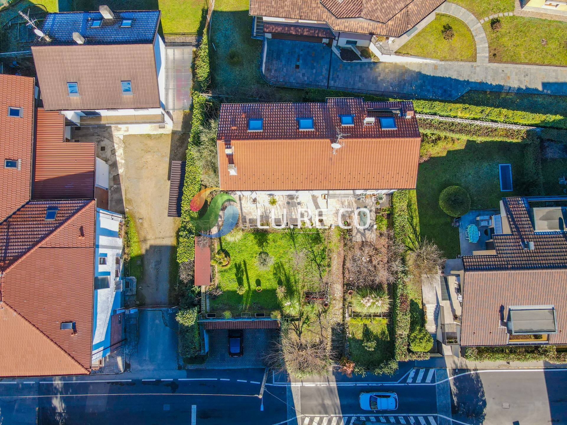 Villa in vendita a Inverigo (CO)