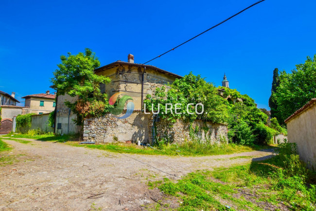 Terreno edificabile in vendita a Inverigo (CO)