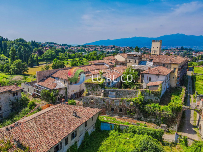 Terreno edificabile in vendita a Inverigo (CO)